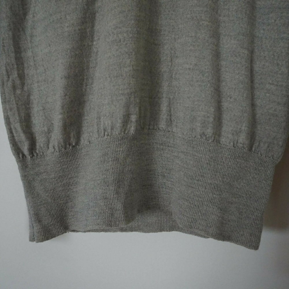 Express Design Studio V-Neck Sweater - Picture 3 of 8